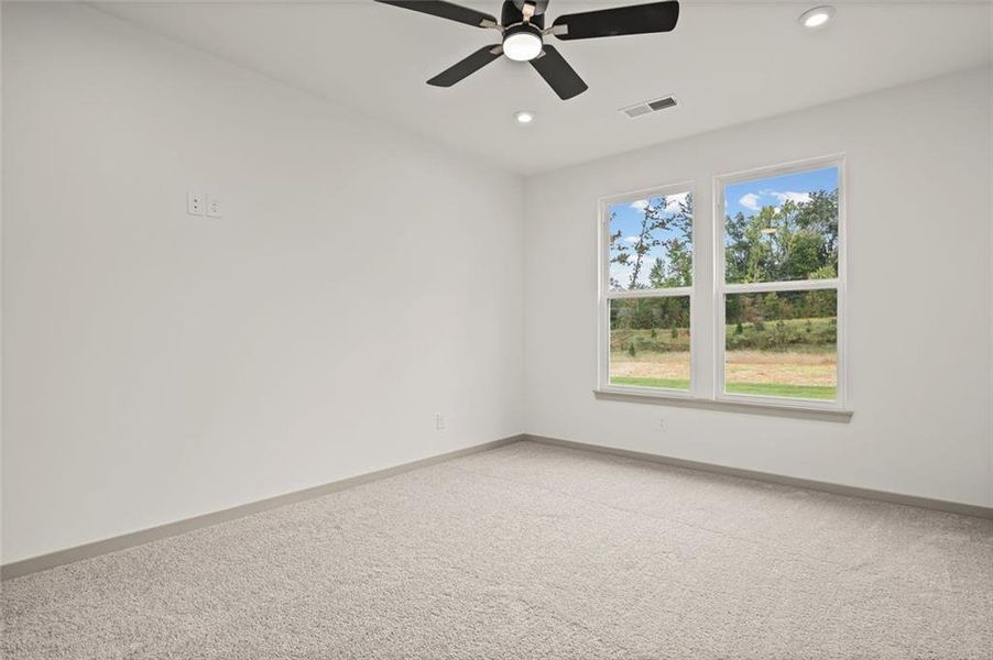 Spacious, unfurnished interior of a new home in Sage Woods, Dallas (Image 23).