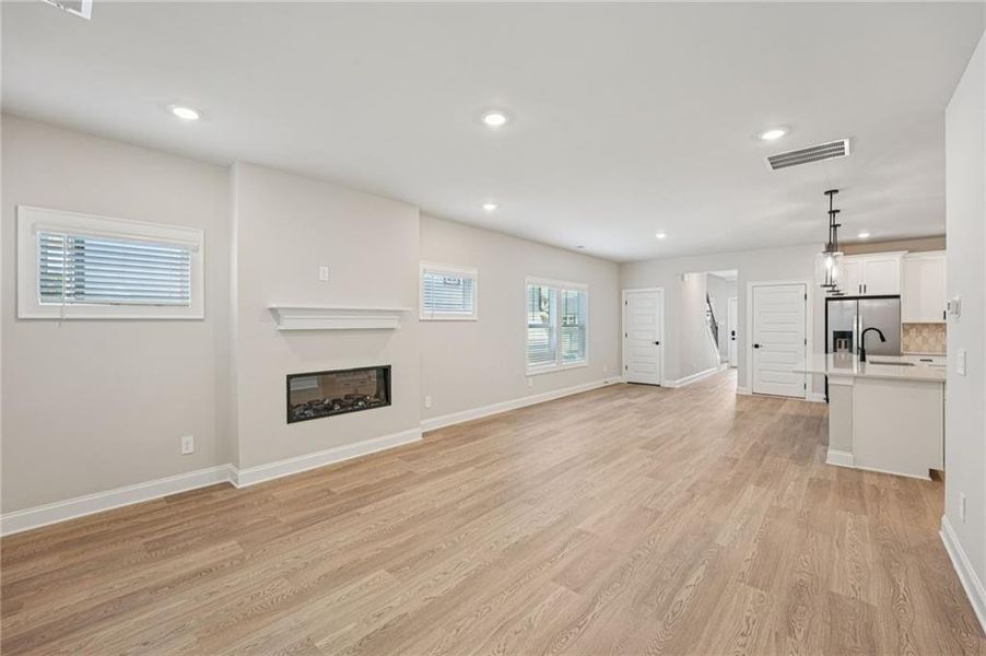 Spacious, unfurnished interior of a new home in Hemingway - Reserve Series, Cumming (Image 38). Spacious, unfurnished interior of a new home in Hemingway - Reserve Series, Cumming (Image 38).