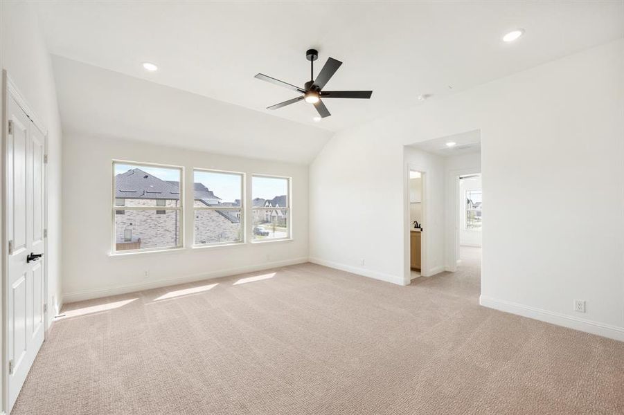 Spacious, unfurnished interior of a new home in Windsong Ranch, Prosper (Image 31).