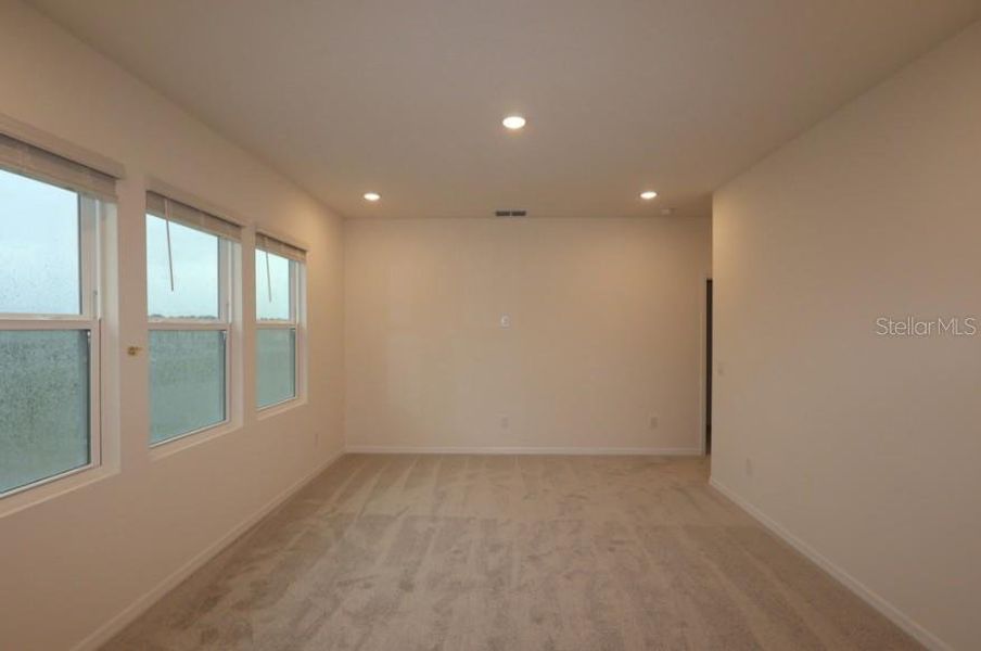 Spacious, unfurnished interior of a new home in Palmeras at Crossprairie – The Grove Collection, St. Cloud (Image 9).