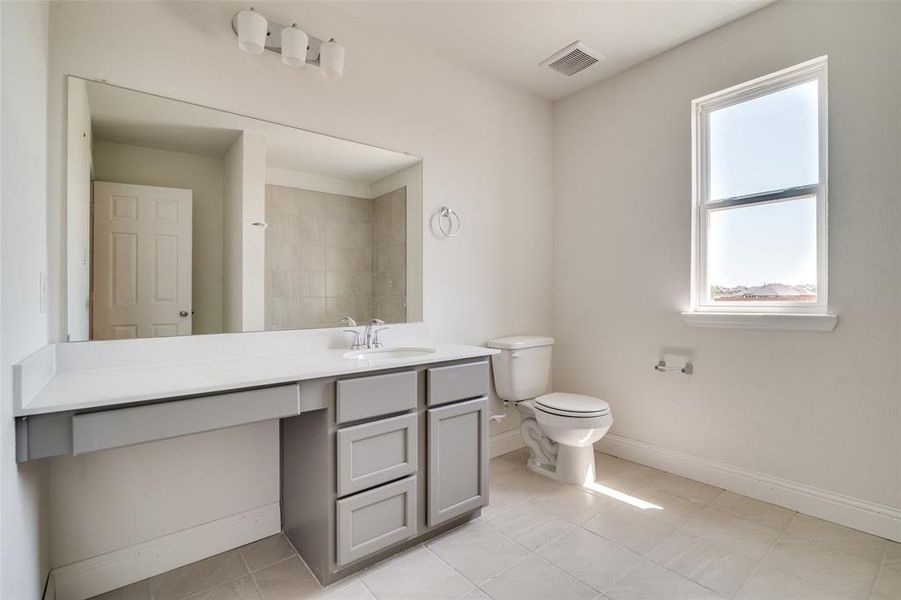 Furnished interior view inside a new home in , Crandall (Image 7).