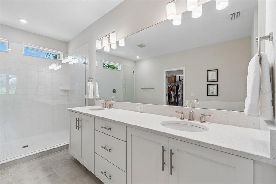 Furnished interior view inside a new home in , Tampa (Image 54).