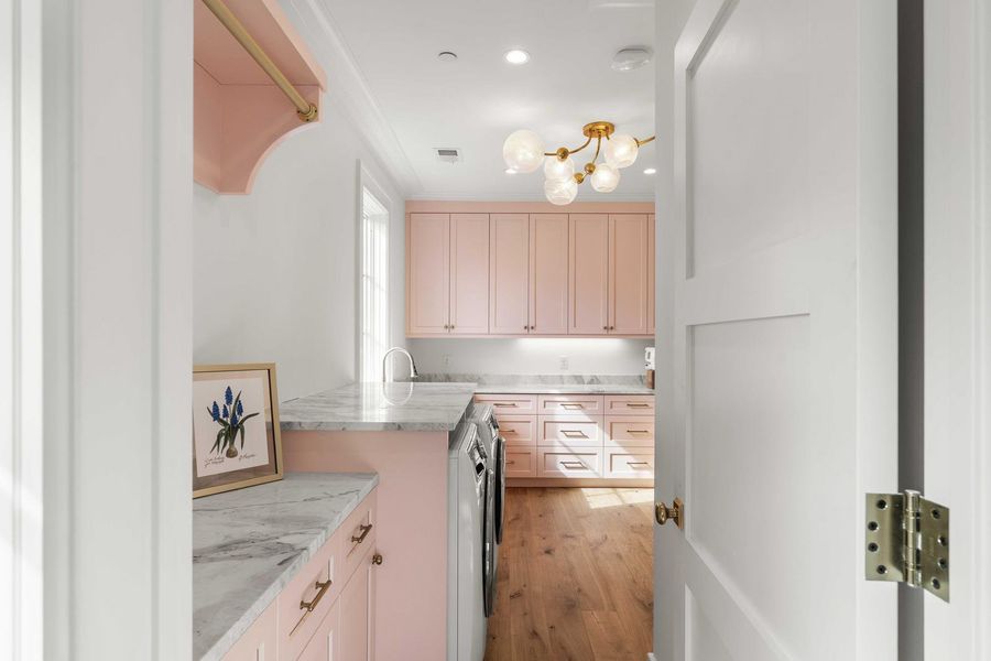 Furnished interior view inside a new home in , Charleston (Image 64).