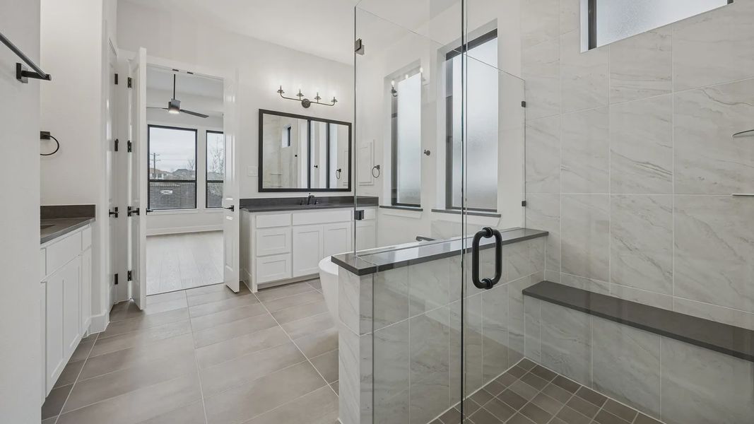 Representative furnished interior of a home built from the Lakewood by Chesmar Homes in Attwater 65's, Waller (Image 9).
