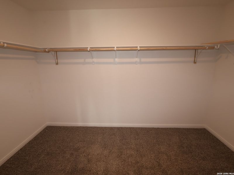 Spacious, unfurnished interior of a new home in Greenspoint Heights, Seguin (Image 26).