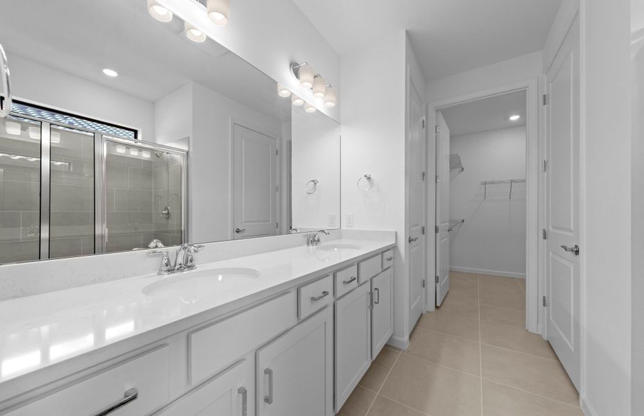 Furnished interior view inside a new home in Del Webb Naples, Ave Maria (Image 5).
