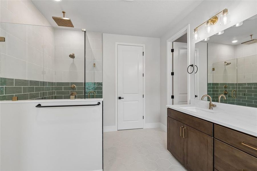 Furnished interior view inside a new home in , Tampa (Image 15).