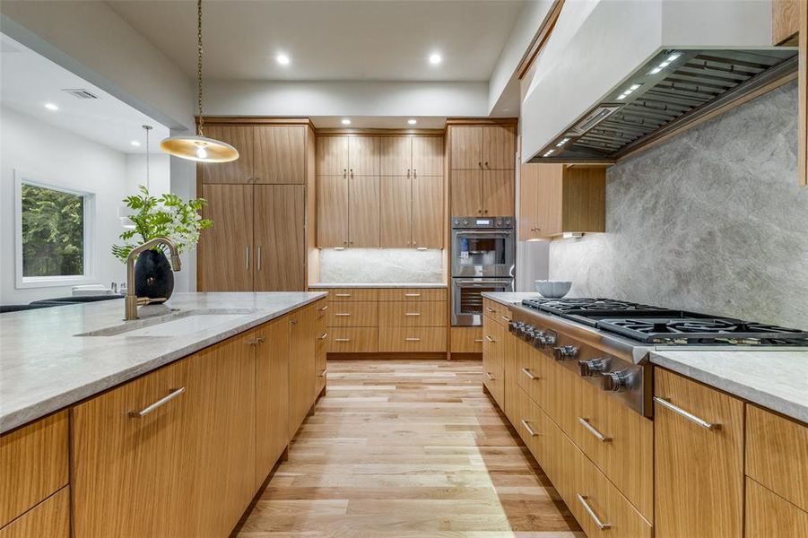 Furnished interior view inside a new home in , Dallas (Image 27).