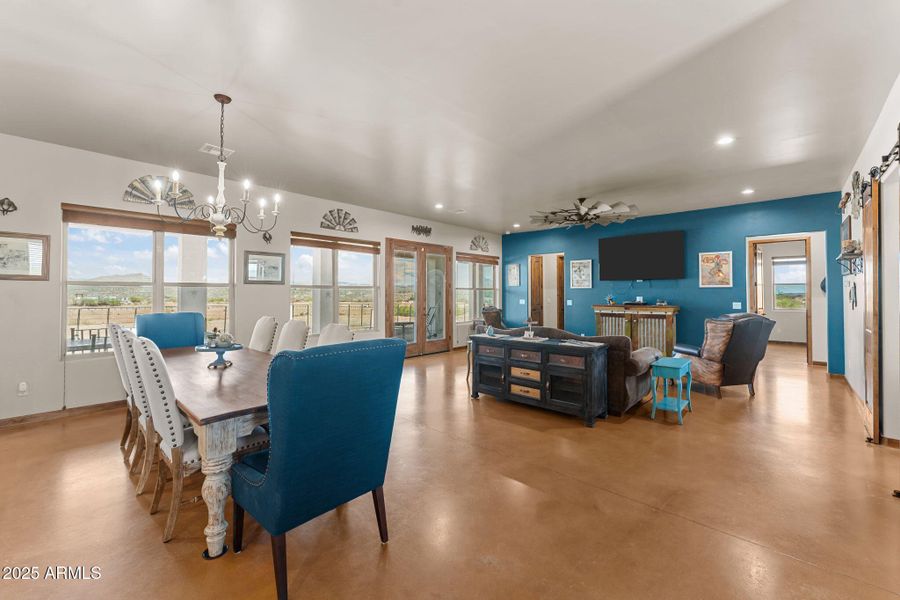 16-web-or-mls-DSC09211 16-web-or-mls-DSC09211