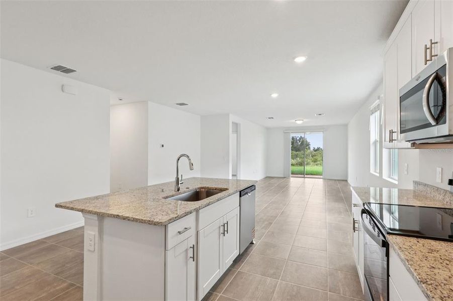 Furnished interior view inside a new home in Hamilton Bluff - Signature Series, Lake Hamilton (Image 11).