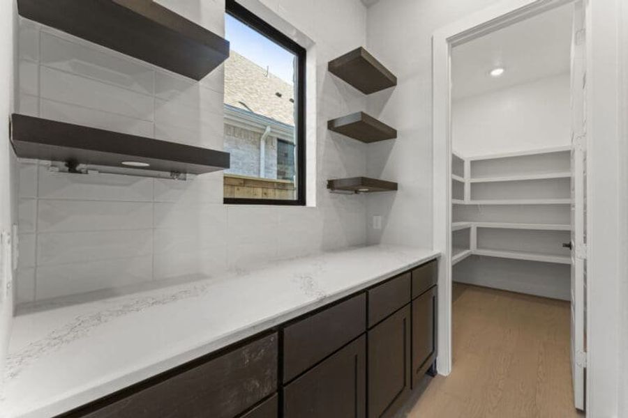 32-web-or-mls-DA_04561 32-web-or-mls-DA_04561