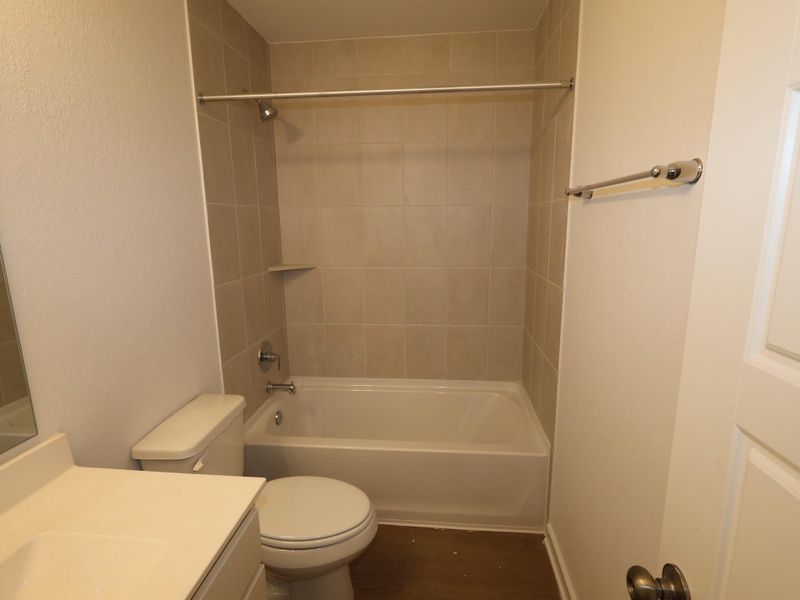 Image 24 of a home in Pinewood at Grand Texas.