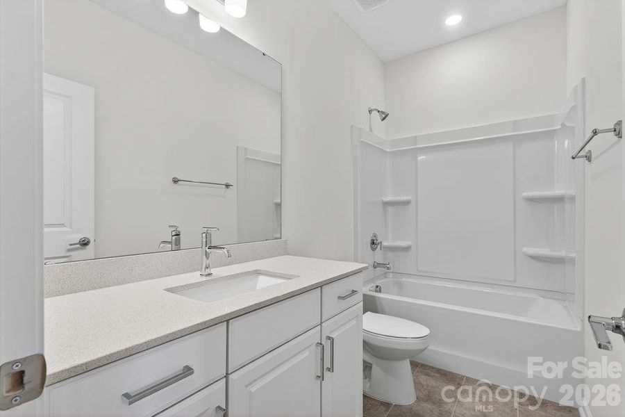 567 Silver Star Boulevard ~ Ready Now