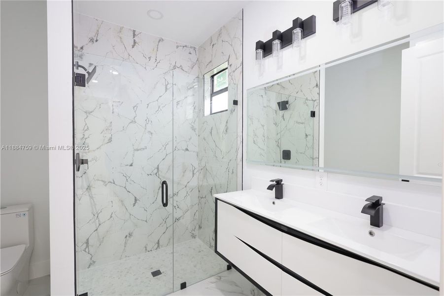 Furnished interior view inside a new home in , Lehigh Acres (Image 5).