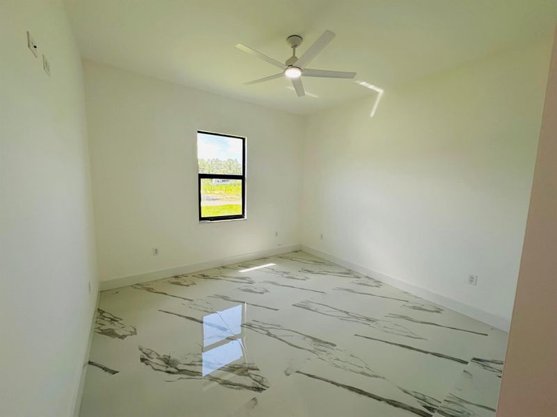 Spacious, unfurnished interior of a new home in , Lehigh Acres (Image 16).