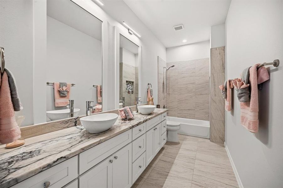 Upstairs Full Bathroom Upstairs Full Bathroom