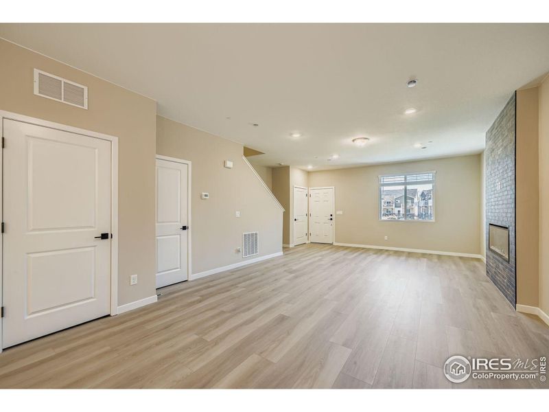 Spacious, unfurnished interior of a new home in , Longmont (Image 21). Spacious, unfurnished interior of a new home in , Longmont (Image 21).