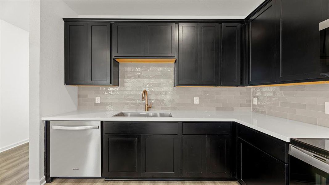 07. 2516 Yo Ranch - Kitchen (4) 07. 2516 Yo Ranch - Kitchen (4)