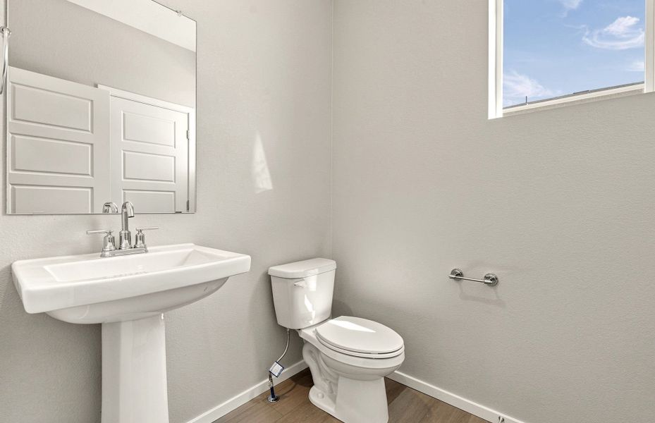 Furnished interior view inside a new home in Murata Farms, Fort Lupton (Image 7).