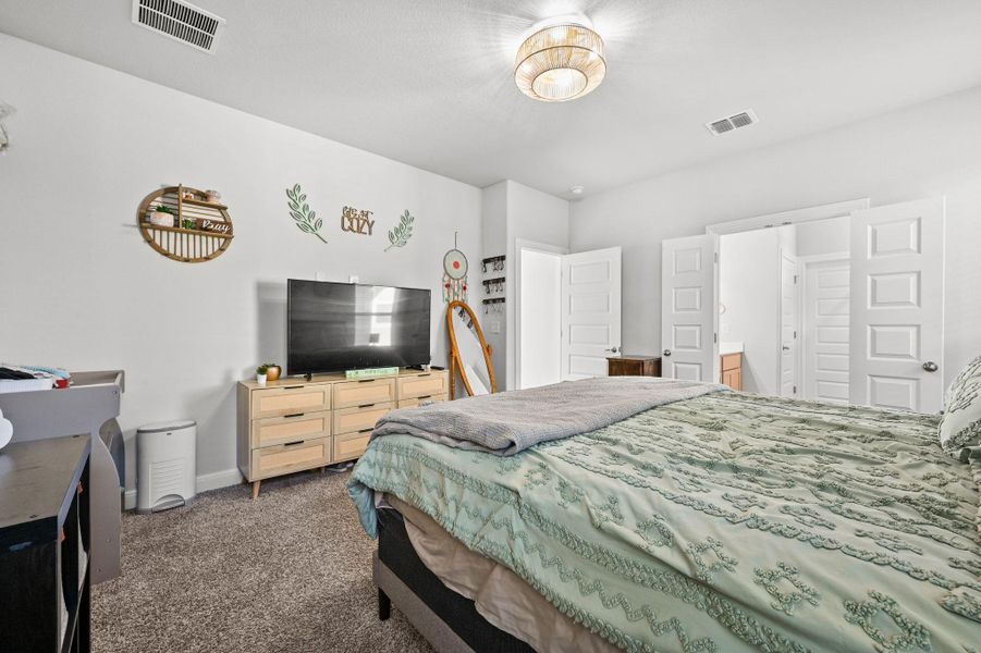 Furnished interior view inside a new home in Porter Country, Buda (Image 15).