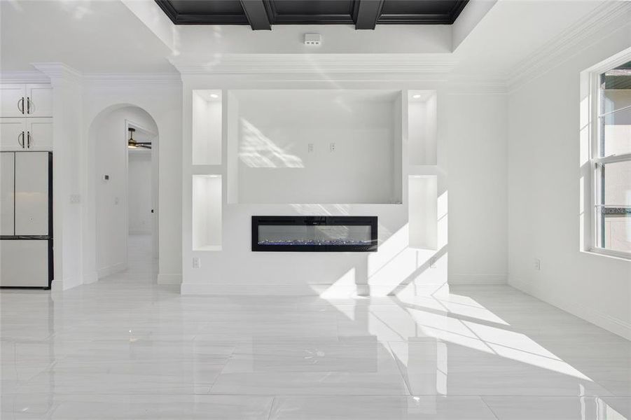 Spacious, unfurnished interior of a new home in , Ocala (Image 39).