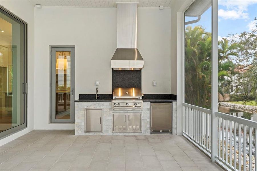 Exterior details and patio area of a home in , Tampa (Image 37).