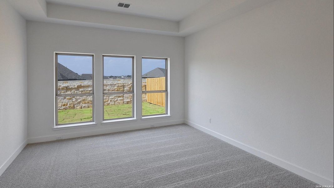 Spacious, unfurnished interior of a new home in Arcadia Ridge, San Antonio (Image 19). Spacious, unfurnished interior of a new home in Arcadia Ridge, San Antonio (Image 19).