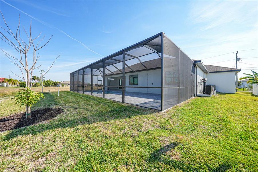 Exterior details and patio area of a home in , Cape Coral (Image 25). Exterior details and patio area of a home in , Cape Coral (Image 25).