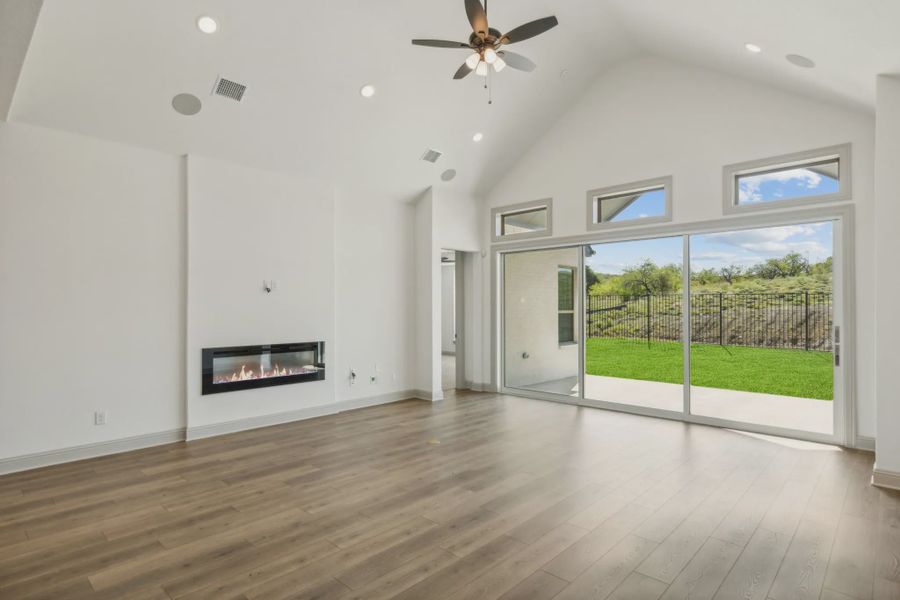 Representative unfurnished interior of a home built from the Alpine by Chesmar Homes in Westside Preserve, Midlothian (Image 8).