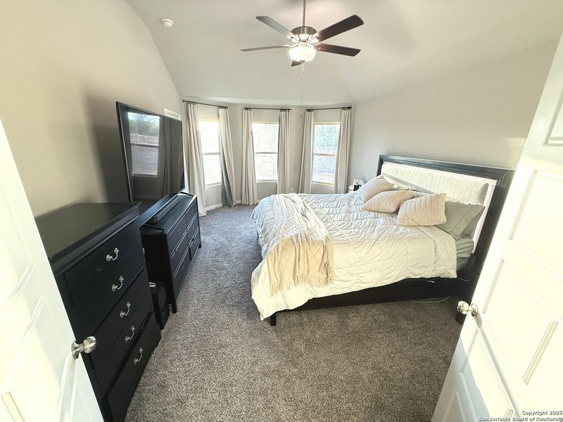 Furnished interior view inside a new home in Jordan's Ranch, San Antonio (Image 5).