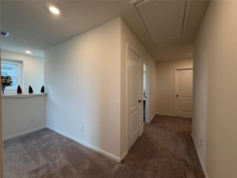 Spacious, unfurnished interior of a new home in , Katy (Image 21).