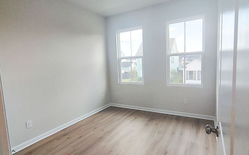 Spacious, unfurnished interior of a new home in Nexton, Summerville (Image 12).