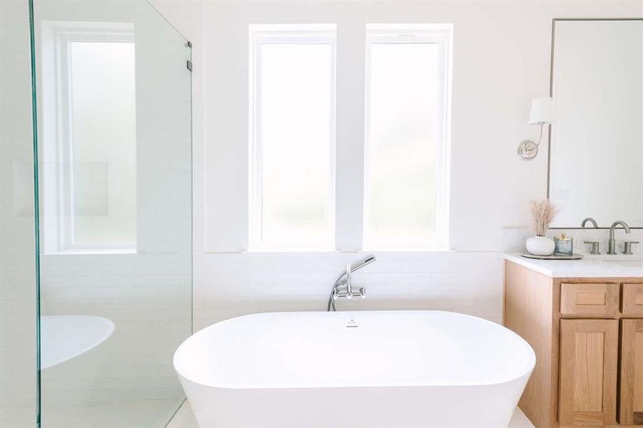 Furnished interior view inside a new home in , Weatherford (Image 14).