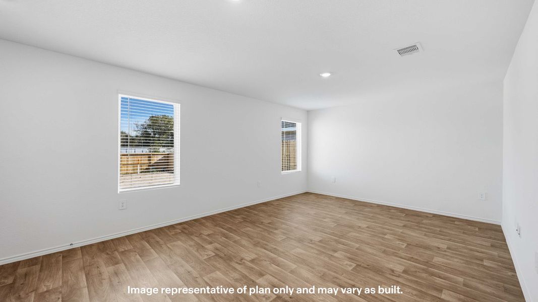 Spacious, unfurnished interior of a new home in Terra Vista, Lubbock (Image 17).