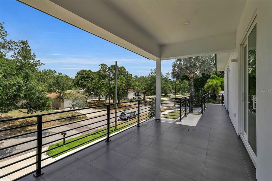 Exterior details and patio area of a home in , Sarasota (Image 27).