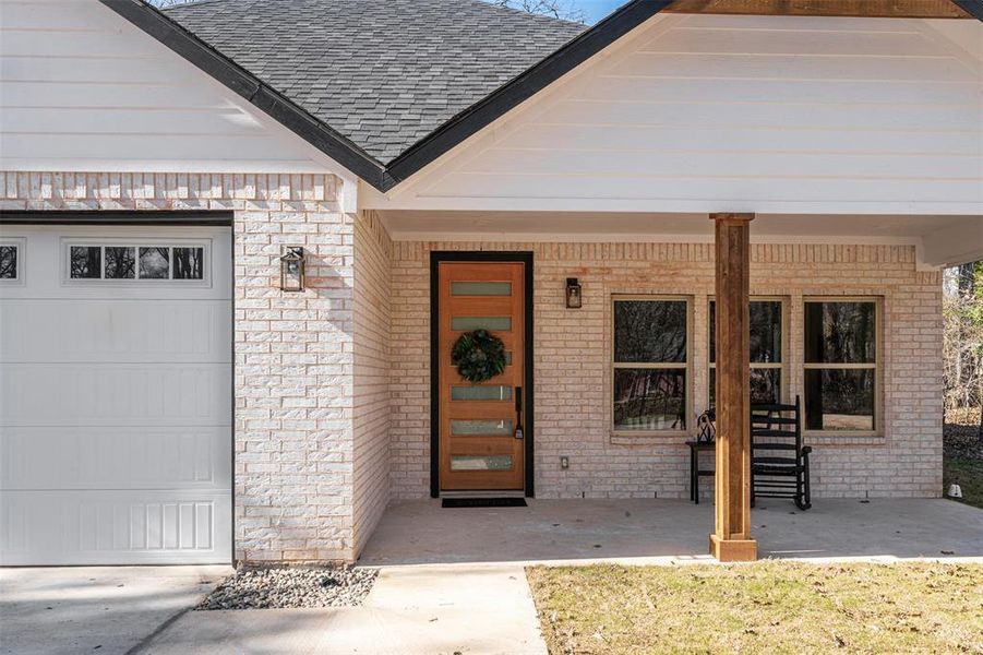 Exterior details and patio area of a home in , Trinidad (Image 3).