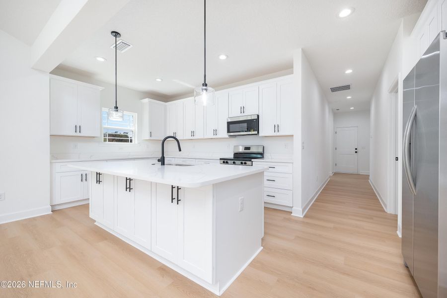 Furnished interior view inside a new home in , Palatka (Image 3).