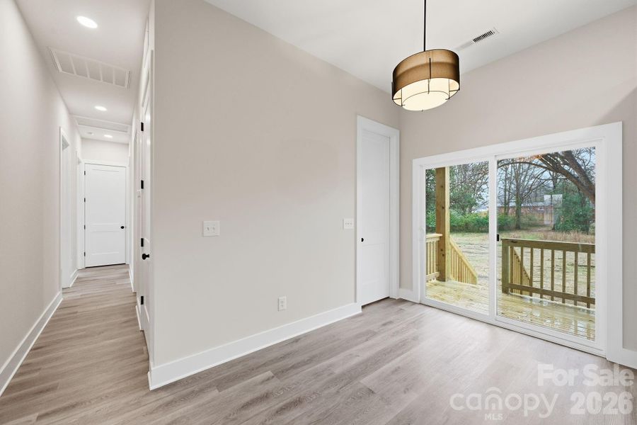 Spacious, unfurnished interior of a new home in , Monroe (Image 27).