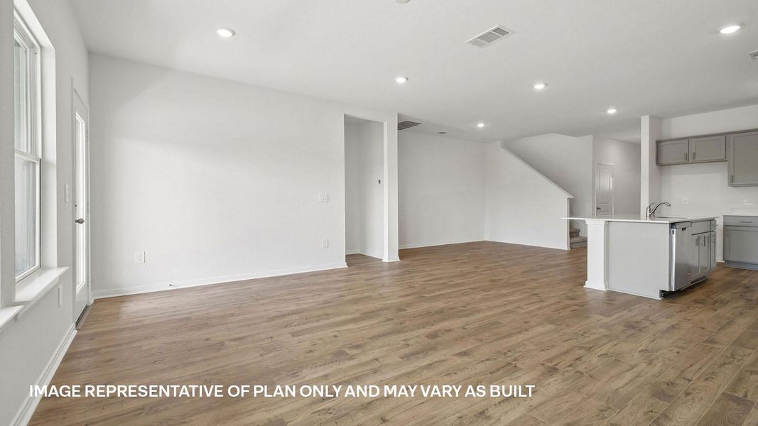 Spacious, unfurnished interior of a new home in Prairie Lakes, Buda (Image 19).
