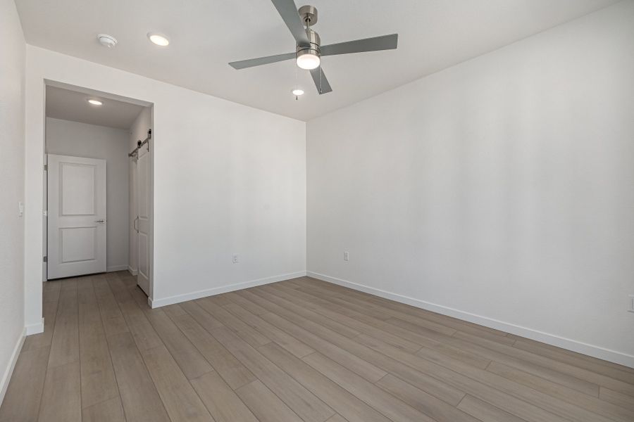 Spacious, unfurnished interior of a new home in The Residences at Victory Ridge, Colorado Springs (Image 13).