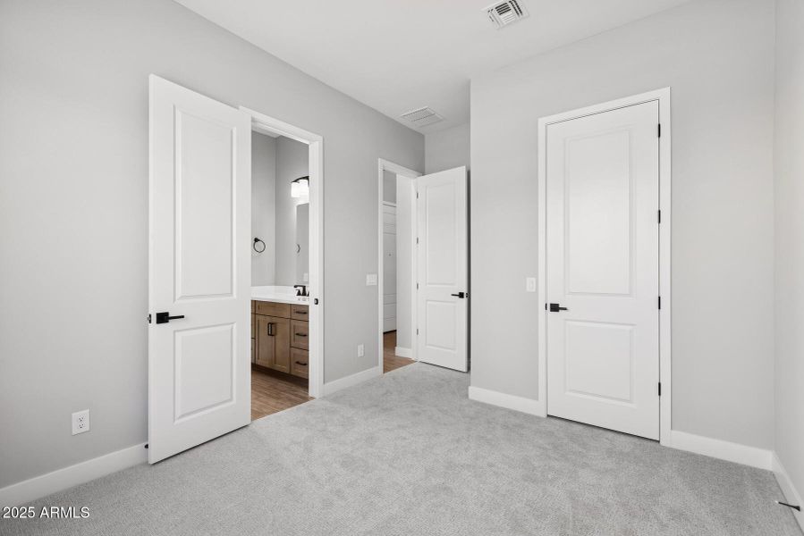 L53-HDR029 L53-HDR029