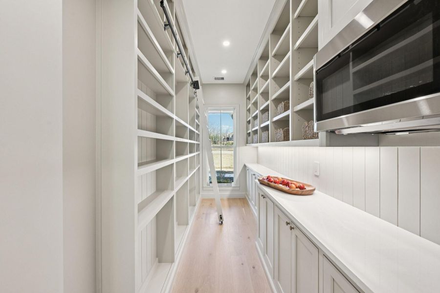 Butler's Pantry Butler's Pantry