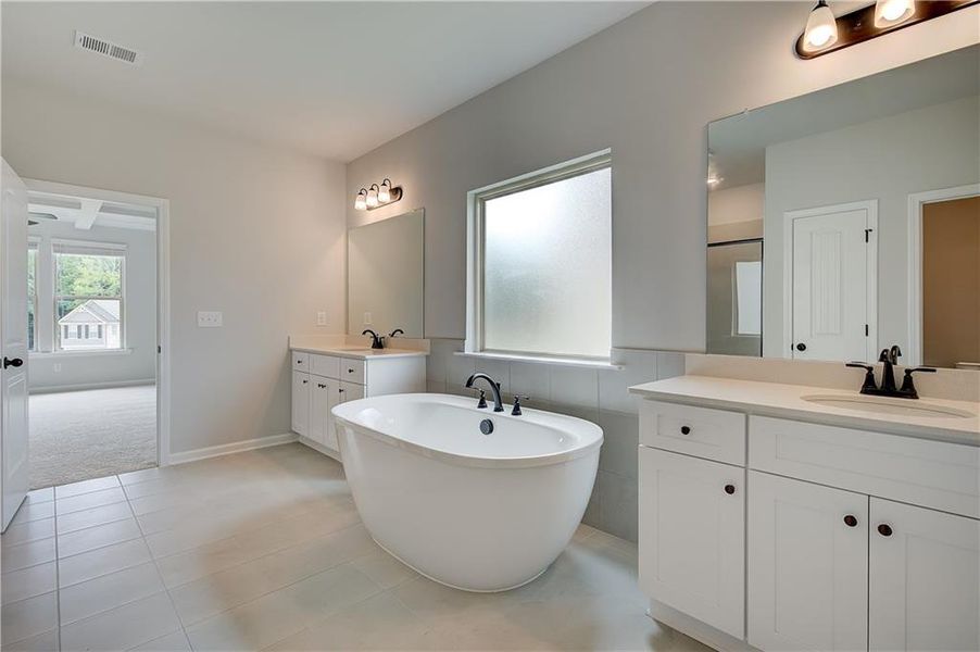 Furnished interior view inside a new home in Kingston, Locust Grove (Image 10).
