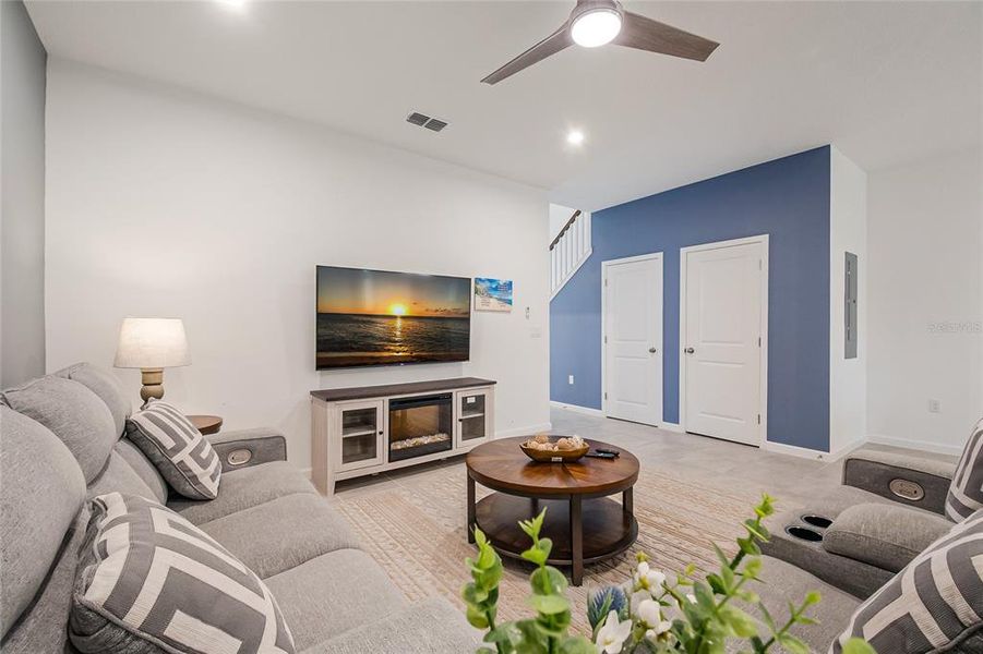 Furnished interior view inside a new home in , Kissimmee (Image 18).