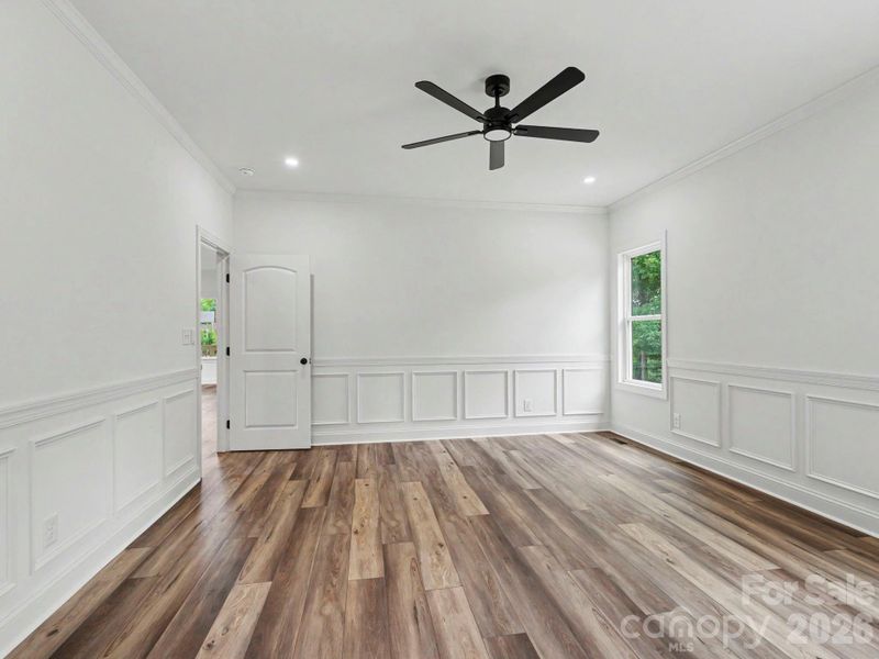 Spacious, unfurnished interior of a new home in , Mooresville (Image 14).