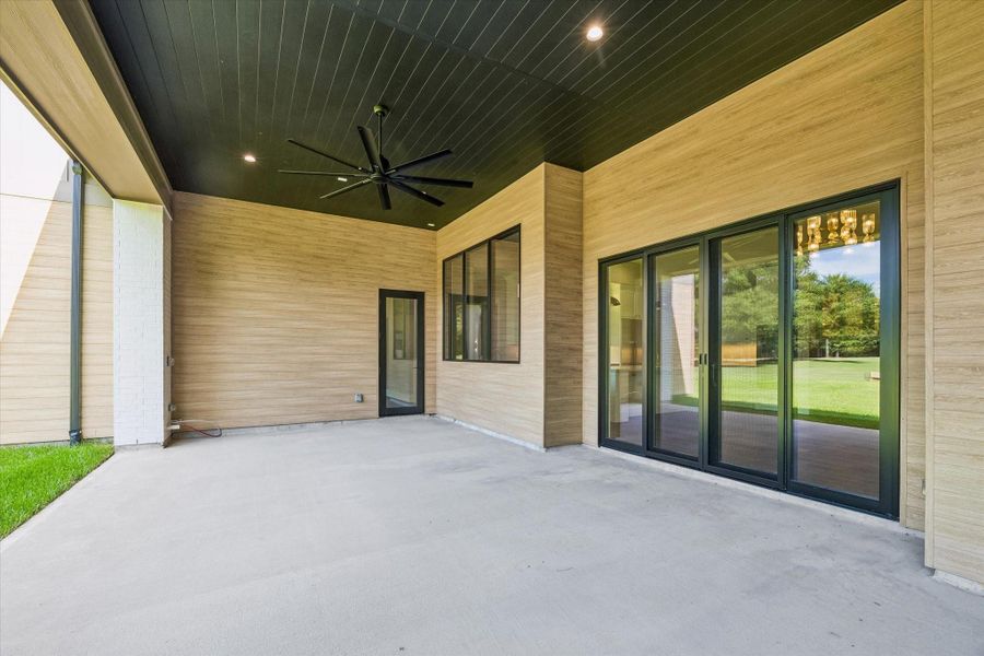 Exterior details and patio area of a home in , Houston (Image 28).