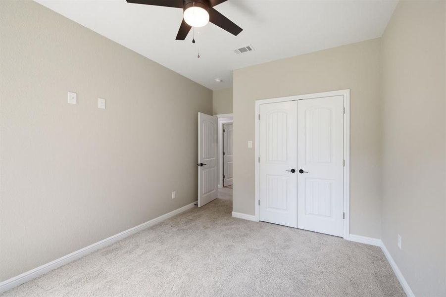 Spacious, unfurnished interior of a new home in , Cleburne (Image 25). Spacious, unfurnished interior of a new home in , Cleburne (Image 25).