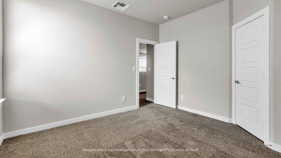 Spacious, unfurnished interior of a new home in Homestead at Parks Bell Ranch, Odessa (Image 28).
