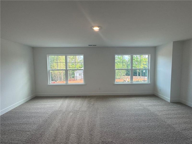Spacious, unfurnished interior of a new home in The Fields of Walnut Creek, Pendergrass (Image 31).