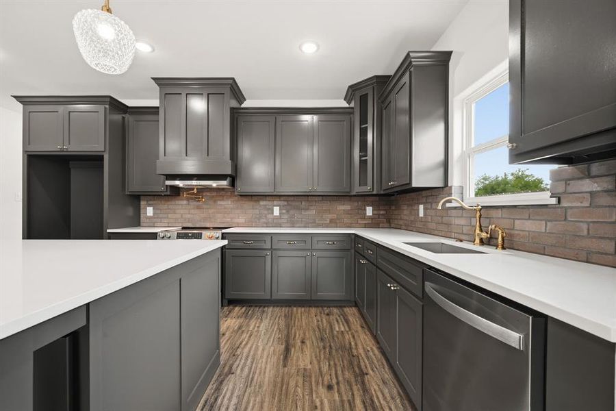 Furnished interior view inside a new home in , Hillsboro (Image 7).